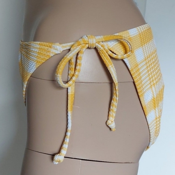 Xhilaration Juniors Textured String Bikini Bottom Yellow Size XL 12-14‎ - Picture 3 of 10